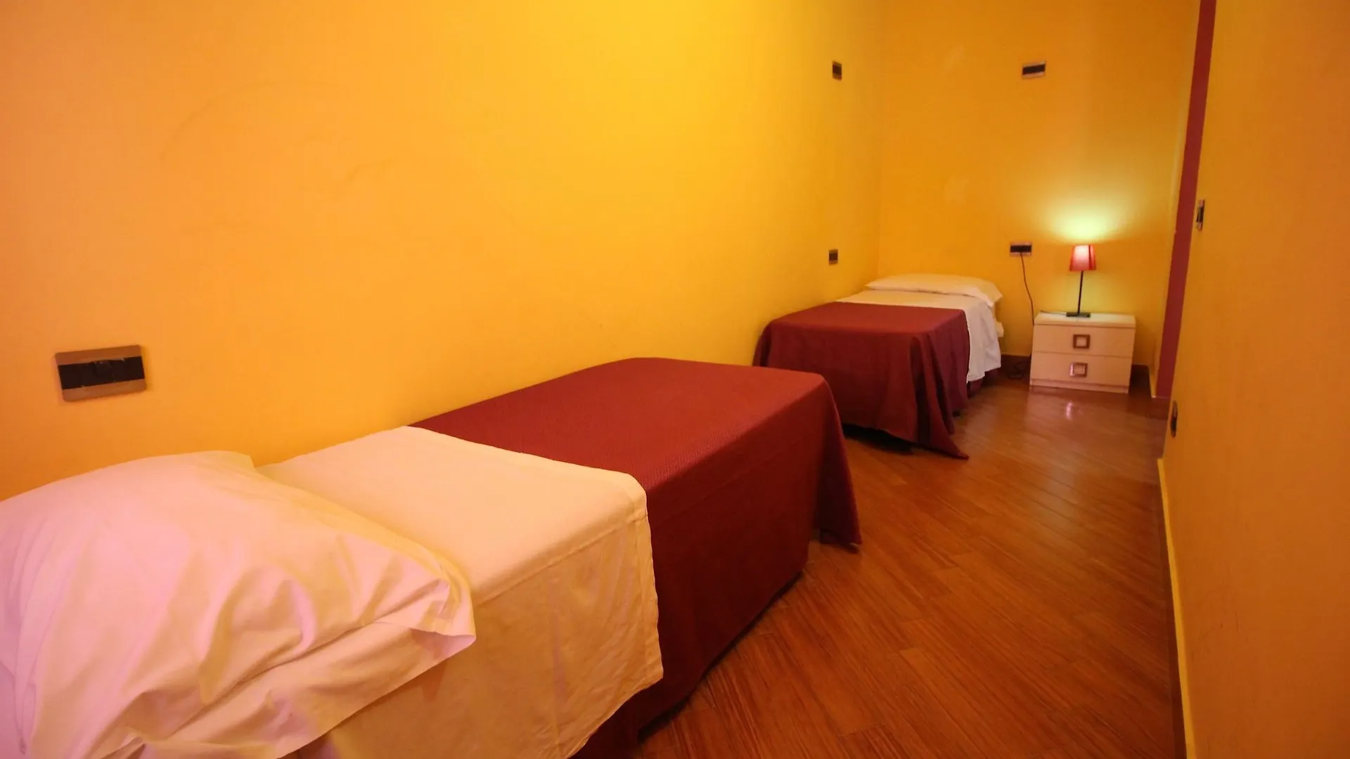 ***  Hotel Diamond Napoli Italia